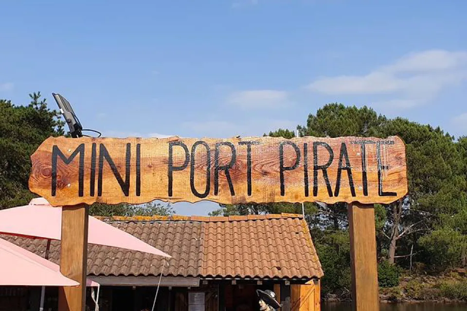 Mini Port Pirate