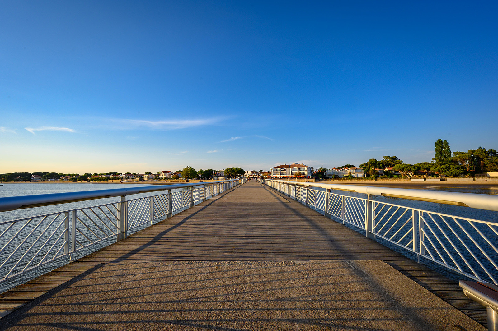 Jetée beach