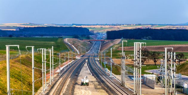 THE LGV LINE PARIS-BORDEAUX
