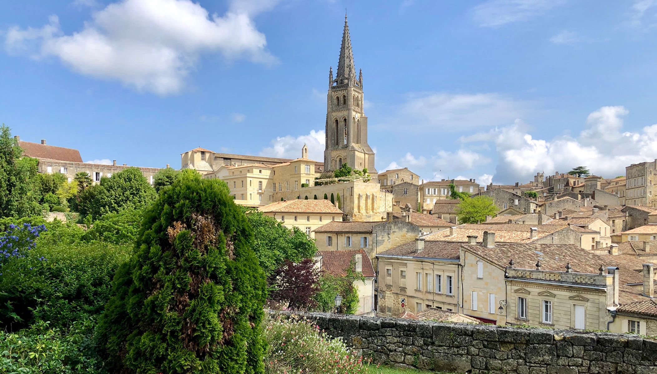 Tout savoir sur l'église monolithe et les catacombes de Saint-Emilion
