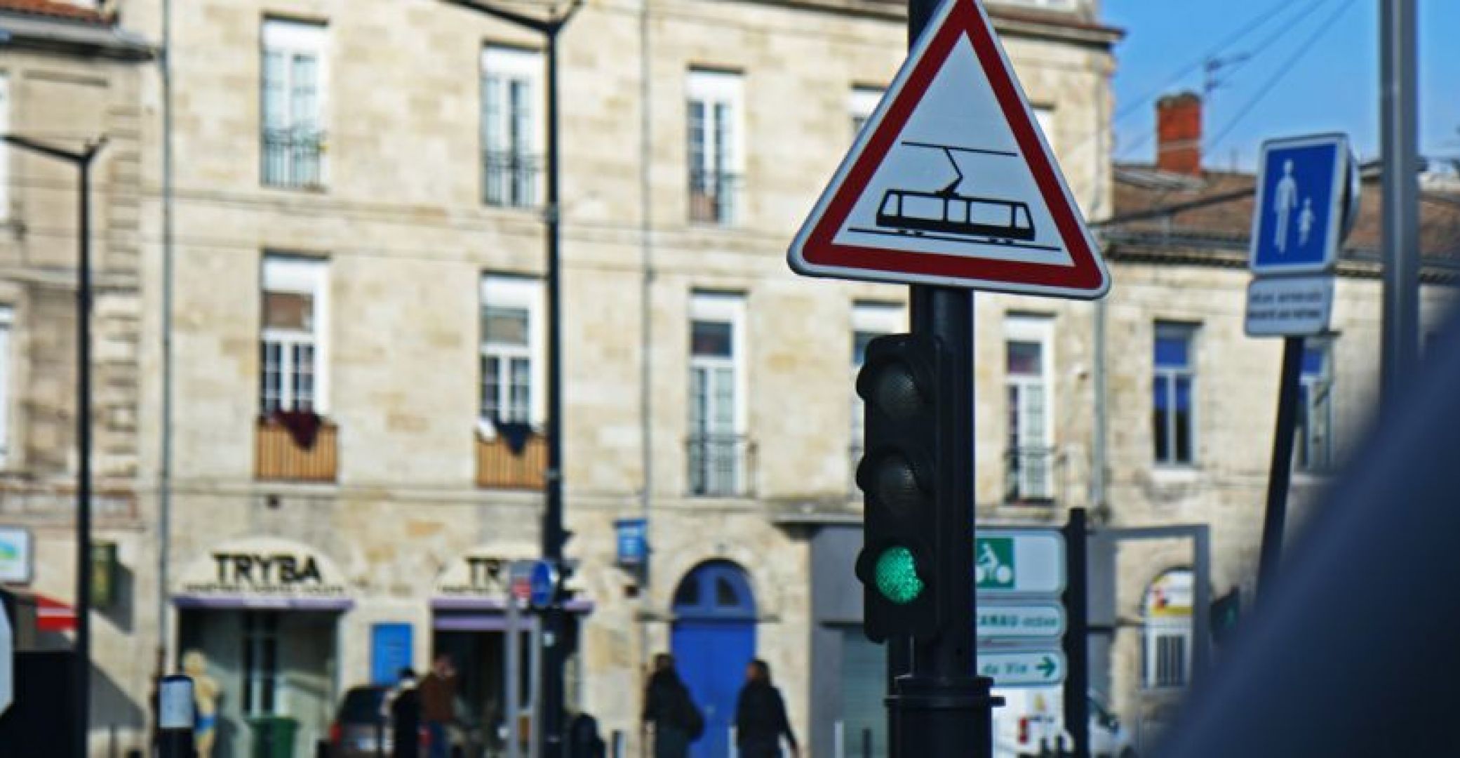 On Vous Dit Tout Circuler Sans Voiture A Bordeaux Facile Guide Bordeaux Gironde