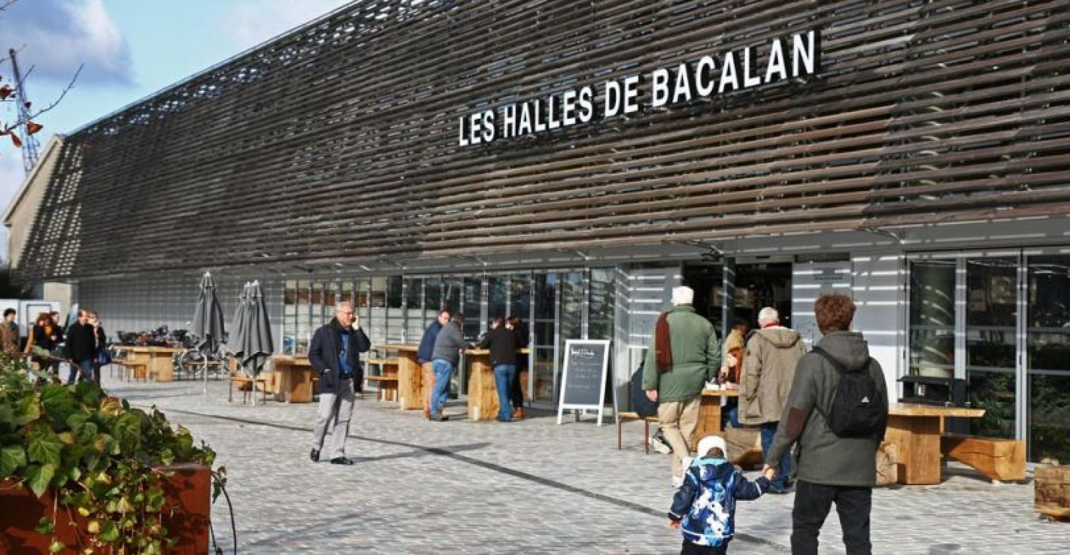 A chacun son assiette : se restaurer aux Halles de Bacalan - Guide Bordeaux Gironde