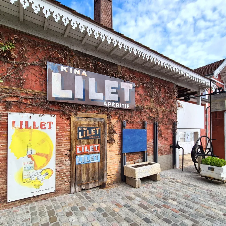 Musée et boutique : visitez la Maison Lillet, ...