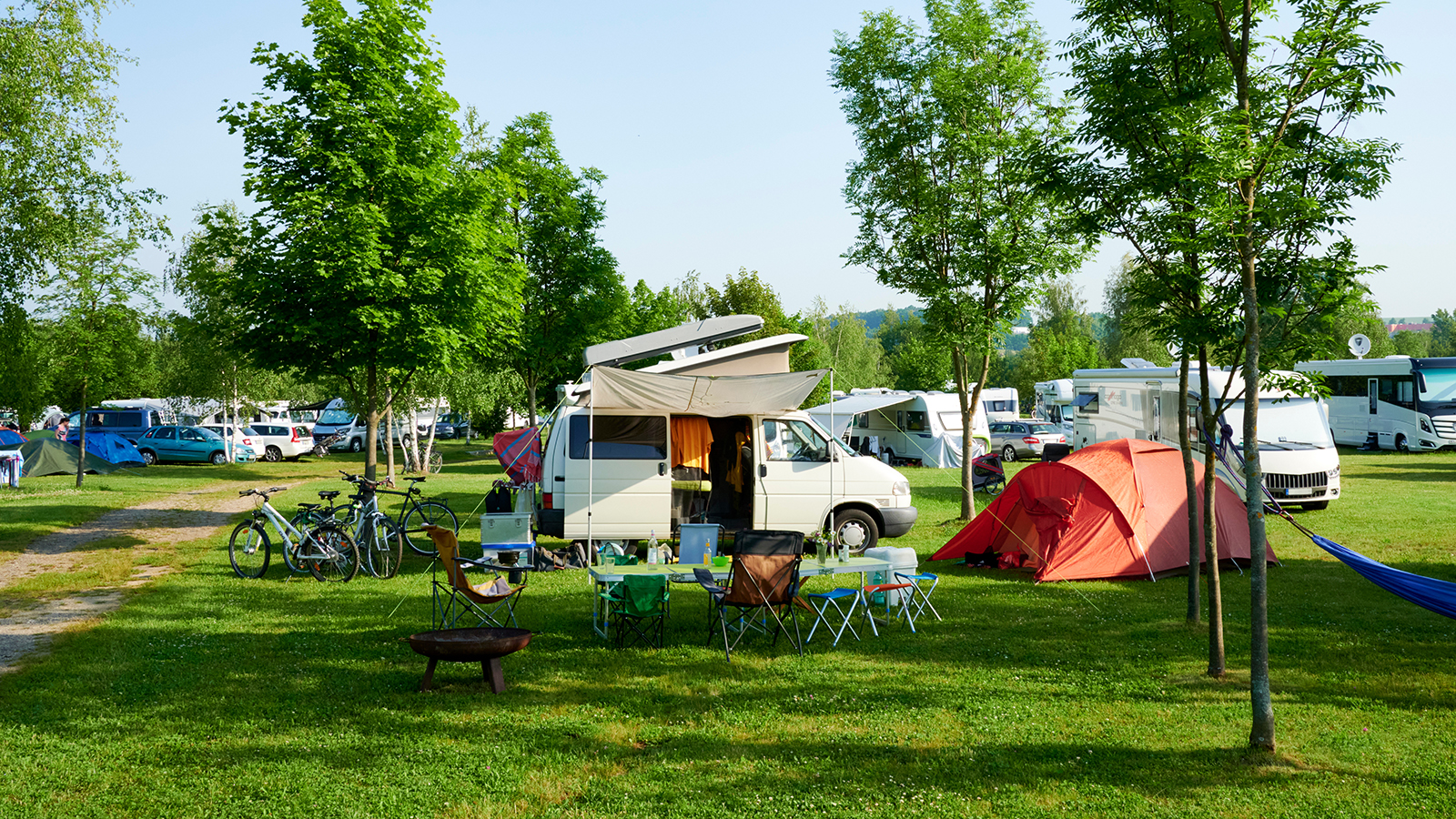 16 person tent Ozark Trail Hazel Creek Family Cabin A mesh roof and In Kooperation mit @foxmtb] waste-tarps Marke:Klein