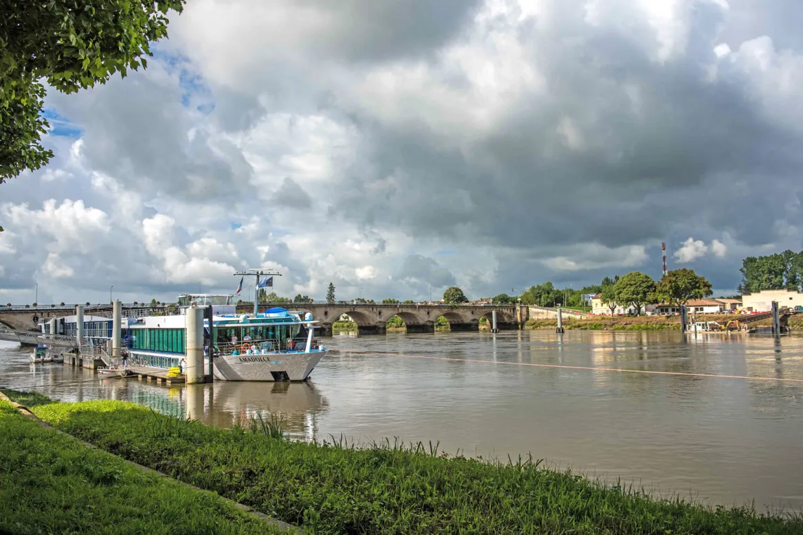 pont de pierre