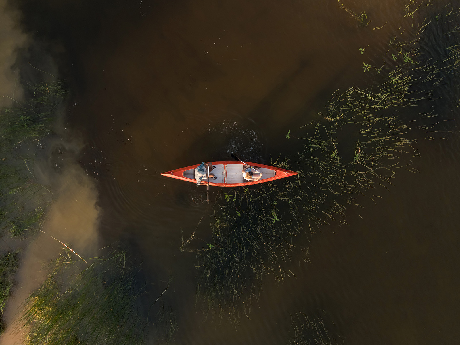 Canoeing and kayaking on the lake