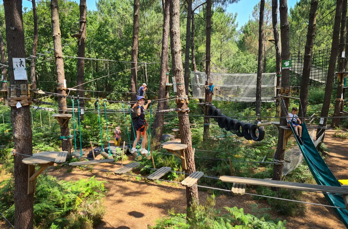 Adventure pool Accrobranche