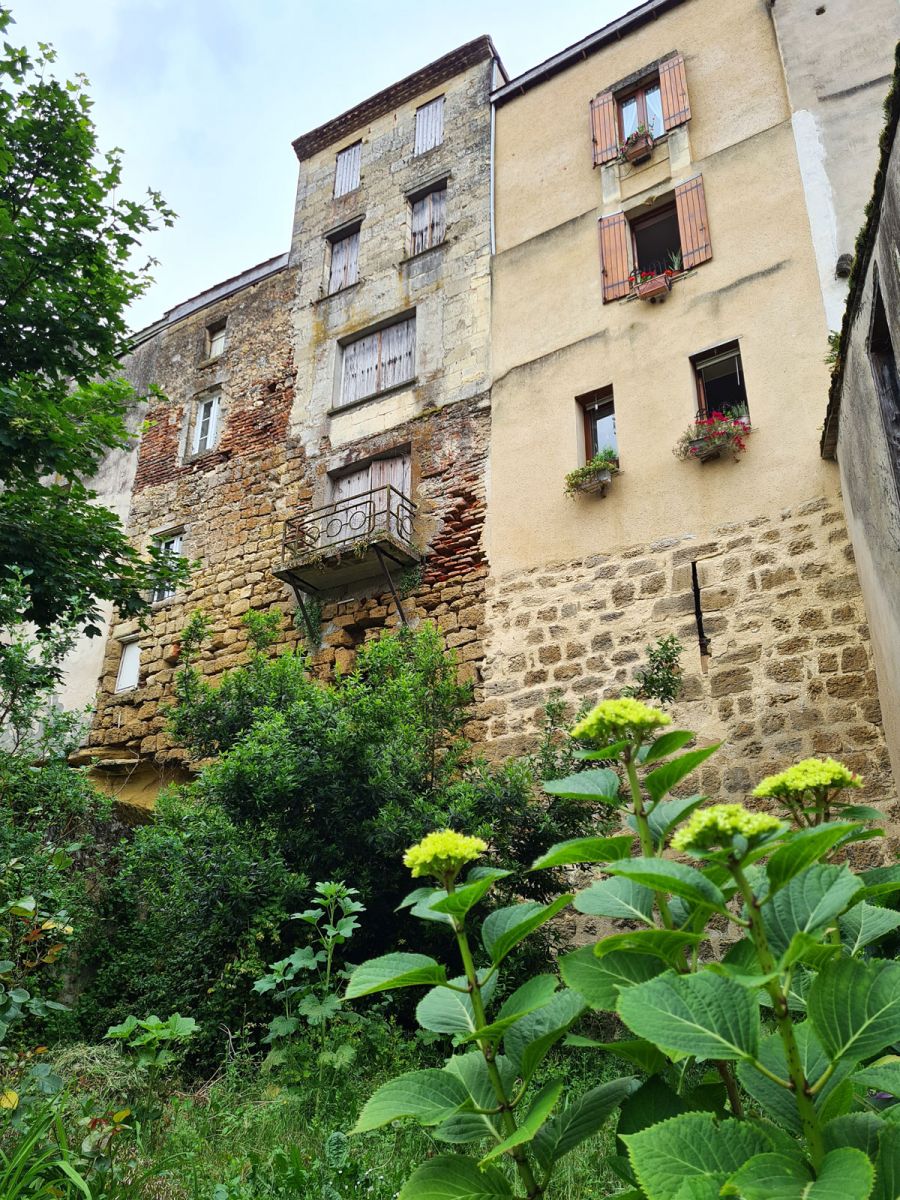 Marmory district