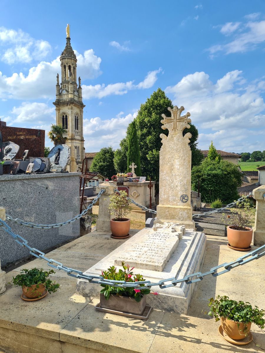 Tomb of Toulouse Lautrec