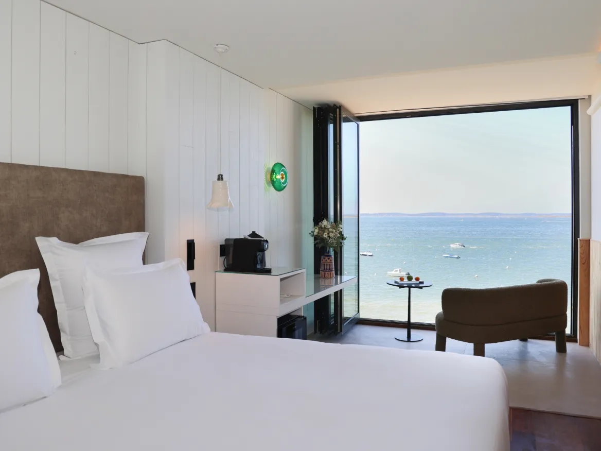 Les Vagues Hotel & Spa
