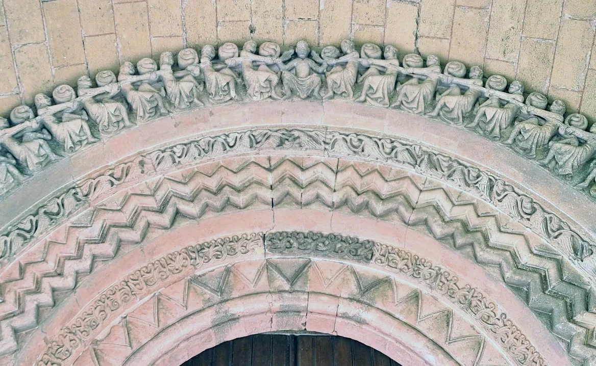 Sainte-Croix-du-Mont église portail