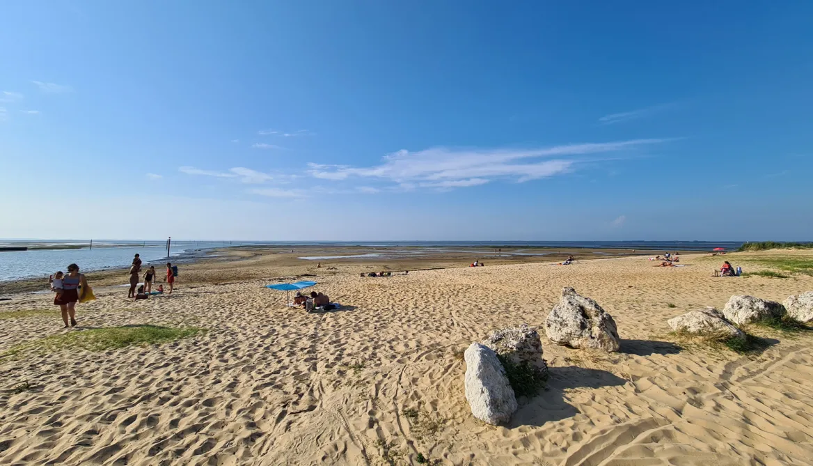 Port du Canal beach