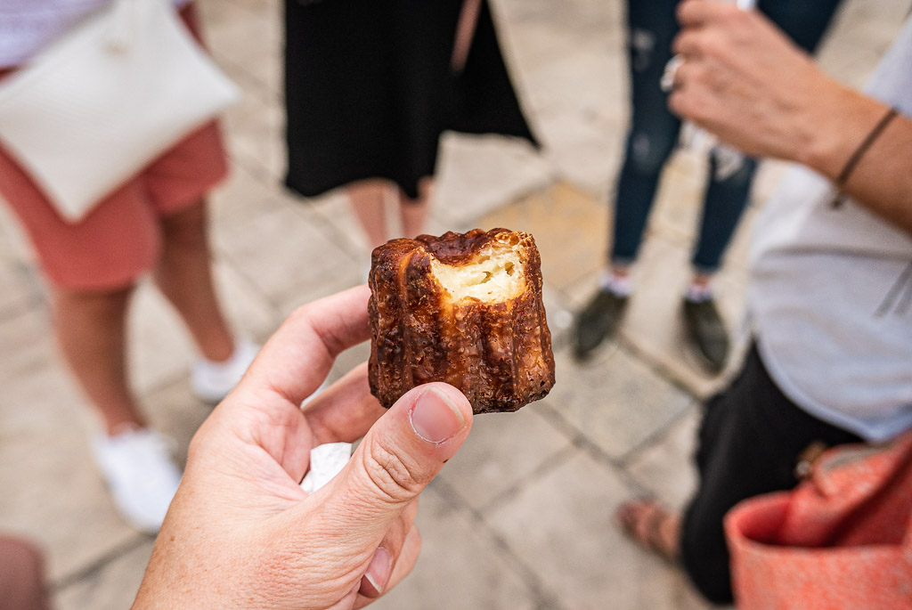 Le cannelé, immanquable spécialité Bordelaise - Photo © Mélanie Oliva