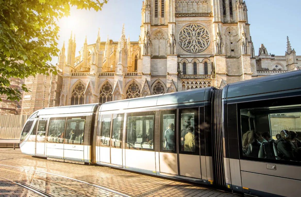 Top 10 must-sees in Bordeaux
