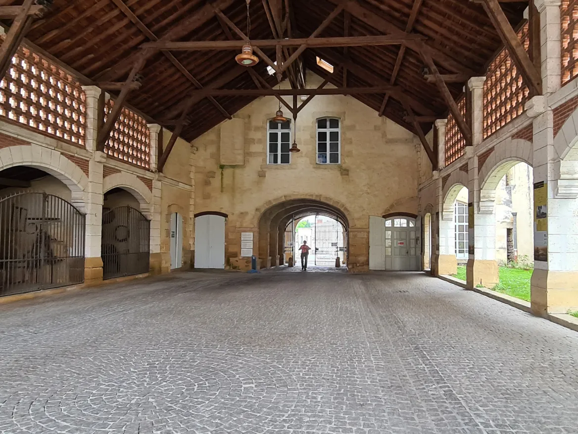 Halle de Bazas