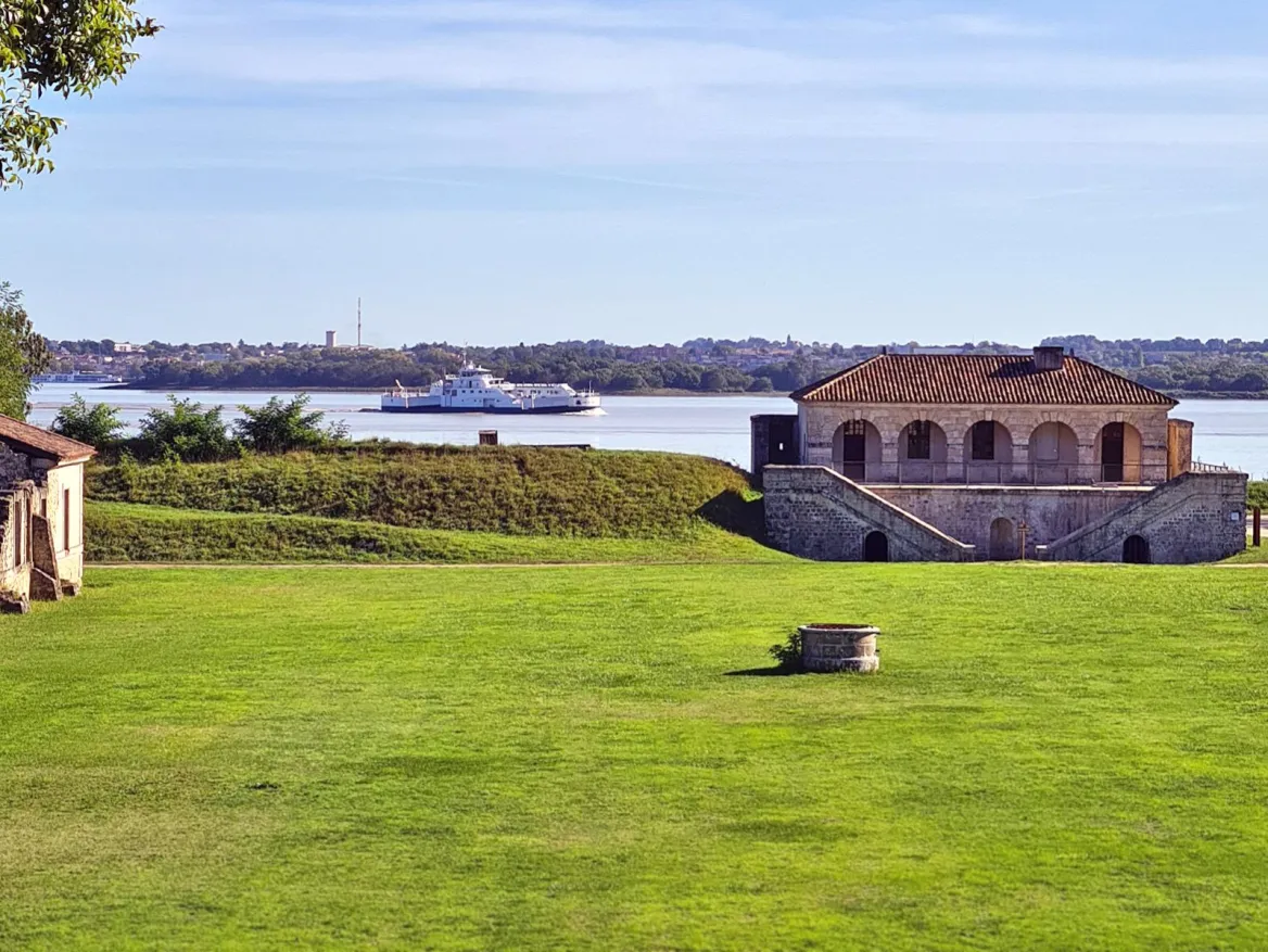 For Medoc and Estuary