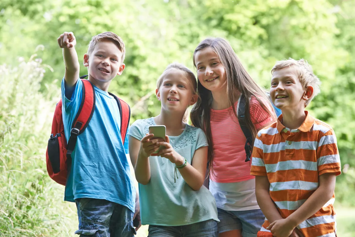 Geocaching Photo: AdobeStock_ highwaystarz