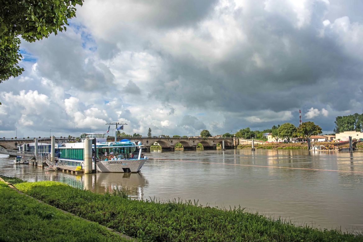 Libourne and its quays