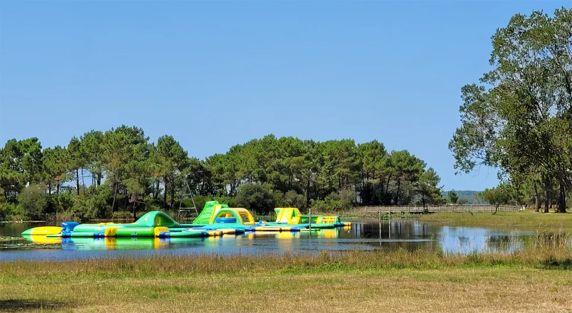 hourtin inflatable water games