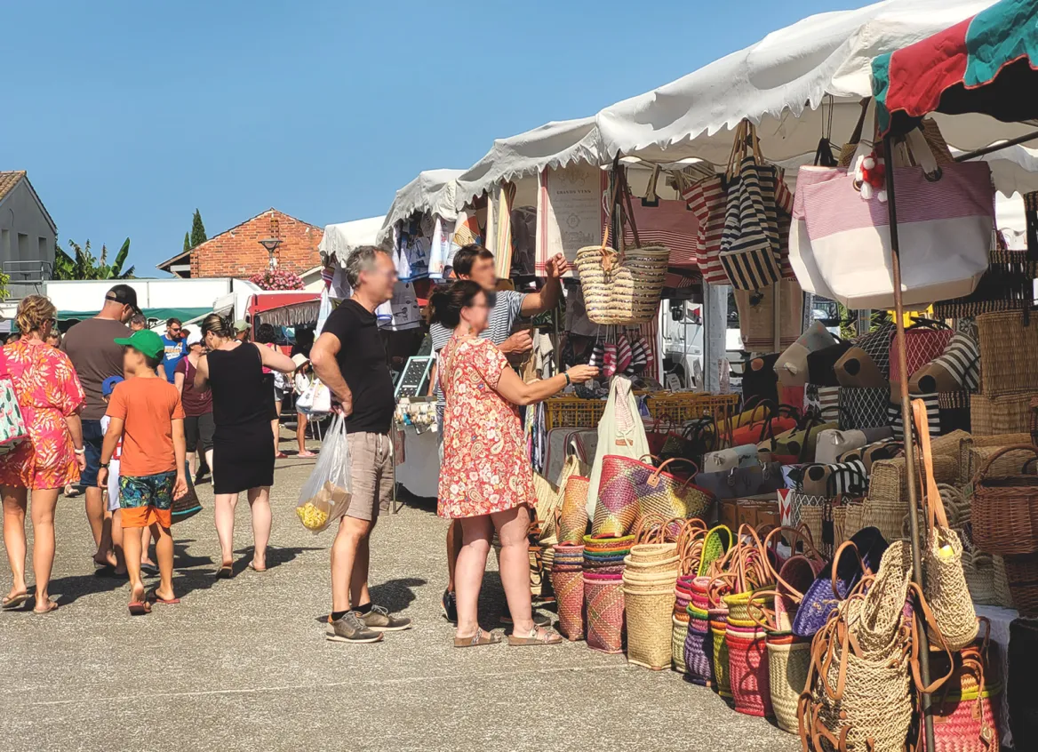 Hourtin market