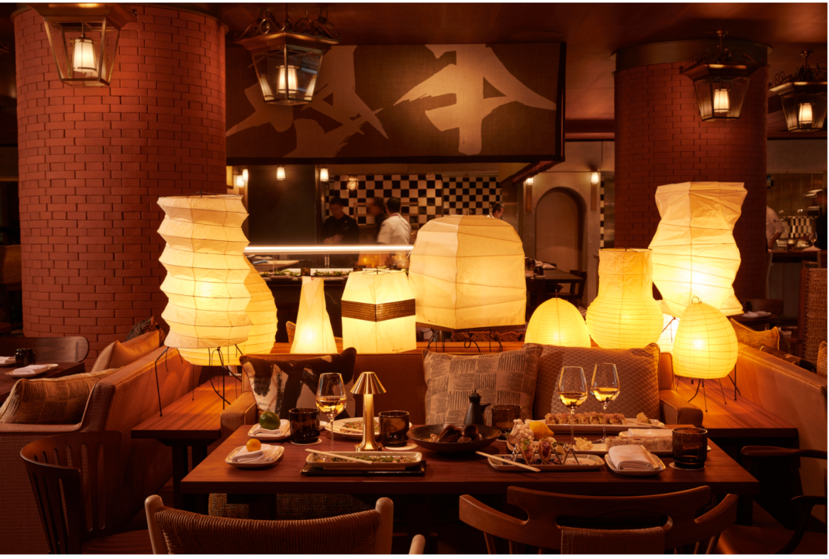 restaurant la nuit hôtel Mondrian