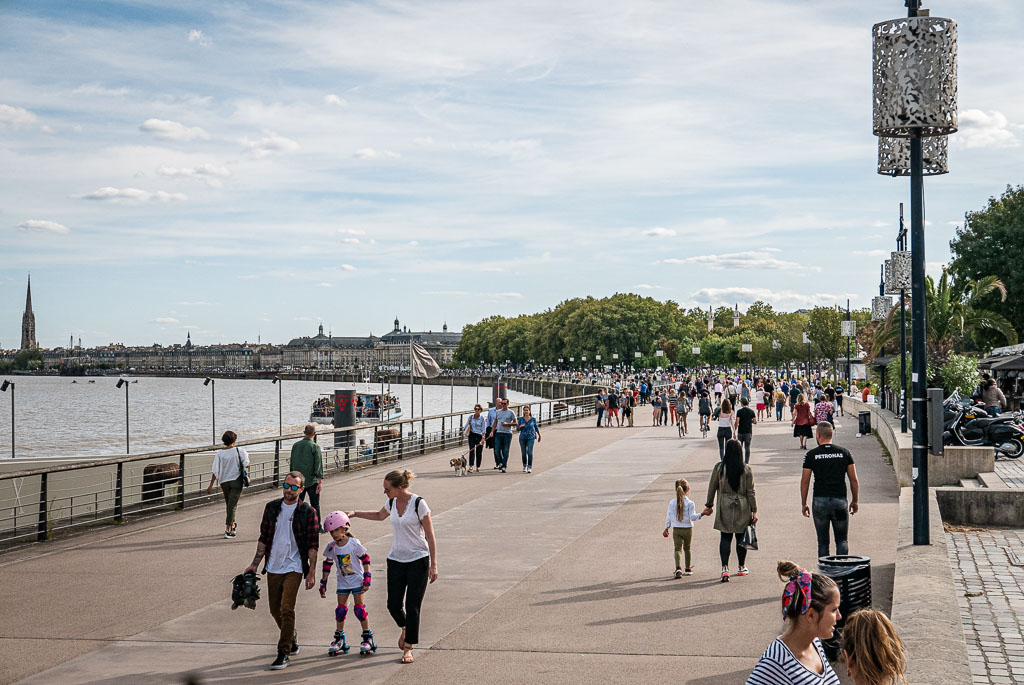 Retour sur les quais animés de Bordeaux