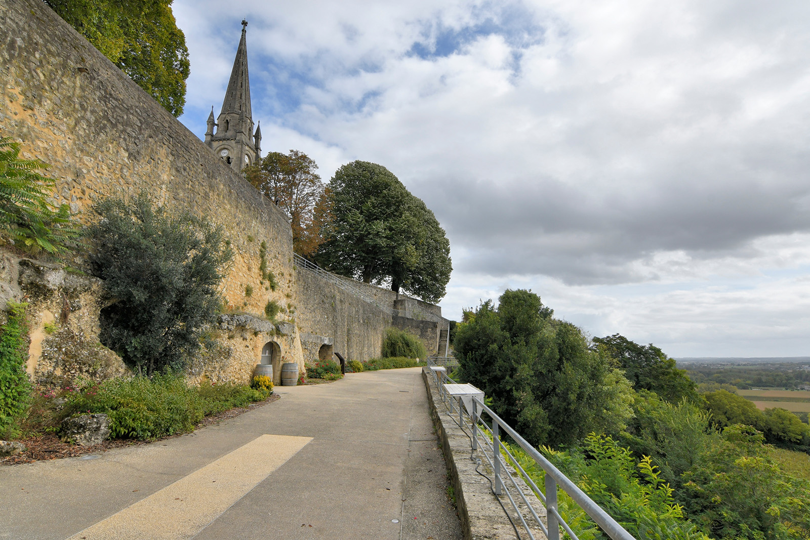 Iglesia de Sainte-Croix-du-Mont