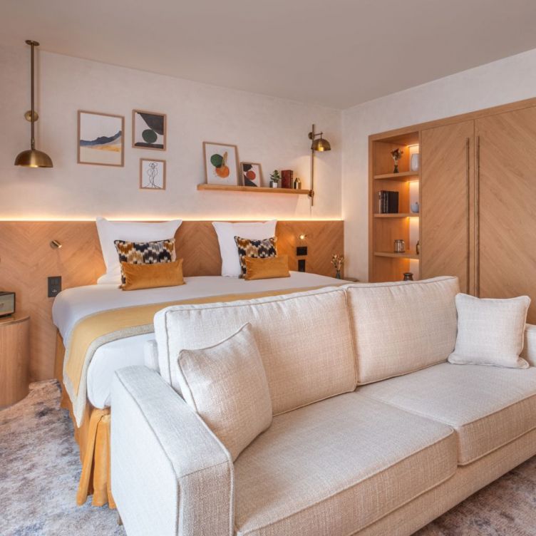 Hôtel Burdigala by Inwood Hotels - Le hub du quartier au cœur de Bordeaux