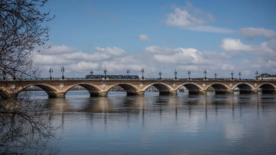 Pont de Pierre Bordeaux